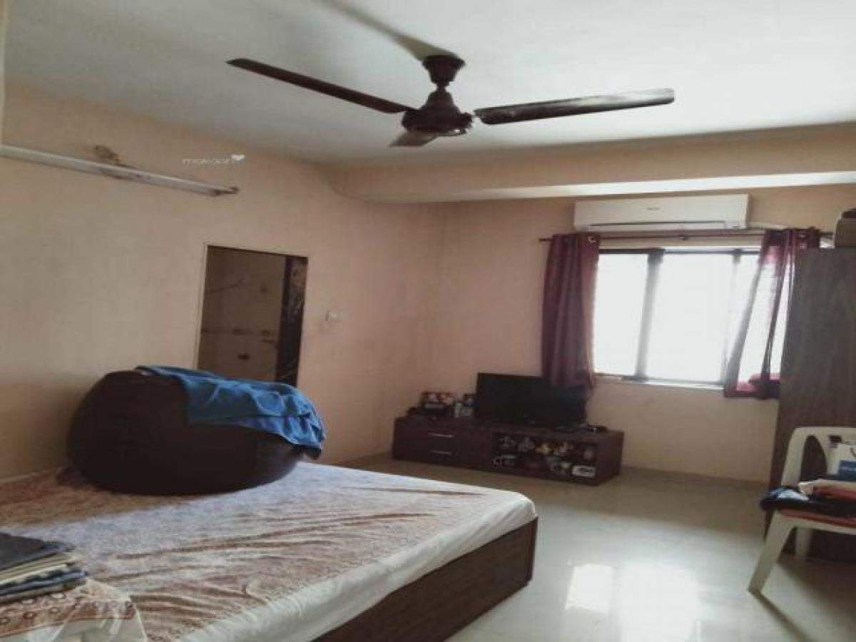 2 bedrooms House in Mumbai, India No. 42679