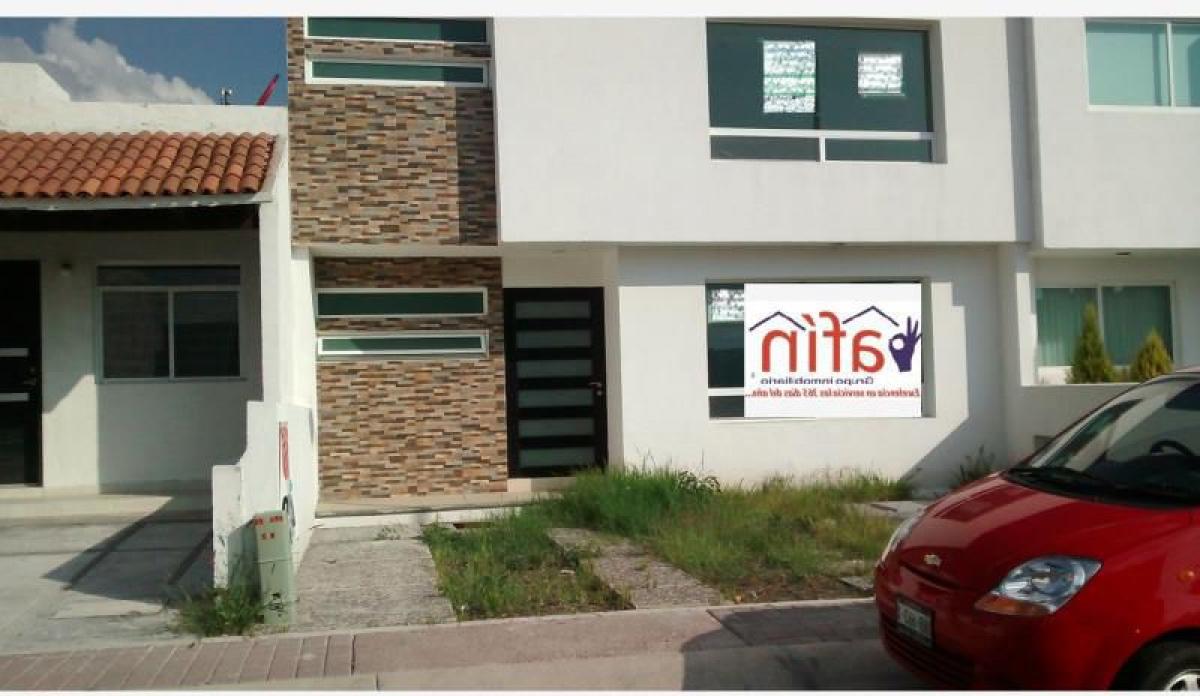 3 bedrooms House in Queretaro, Mexico No. 169002