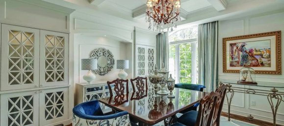 6 bedrooms House in Oakville, Canada No. 768 7