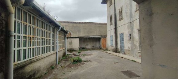 Gebäude in Lecco, Italy 110m², Nr. 106741 3