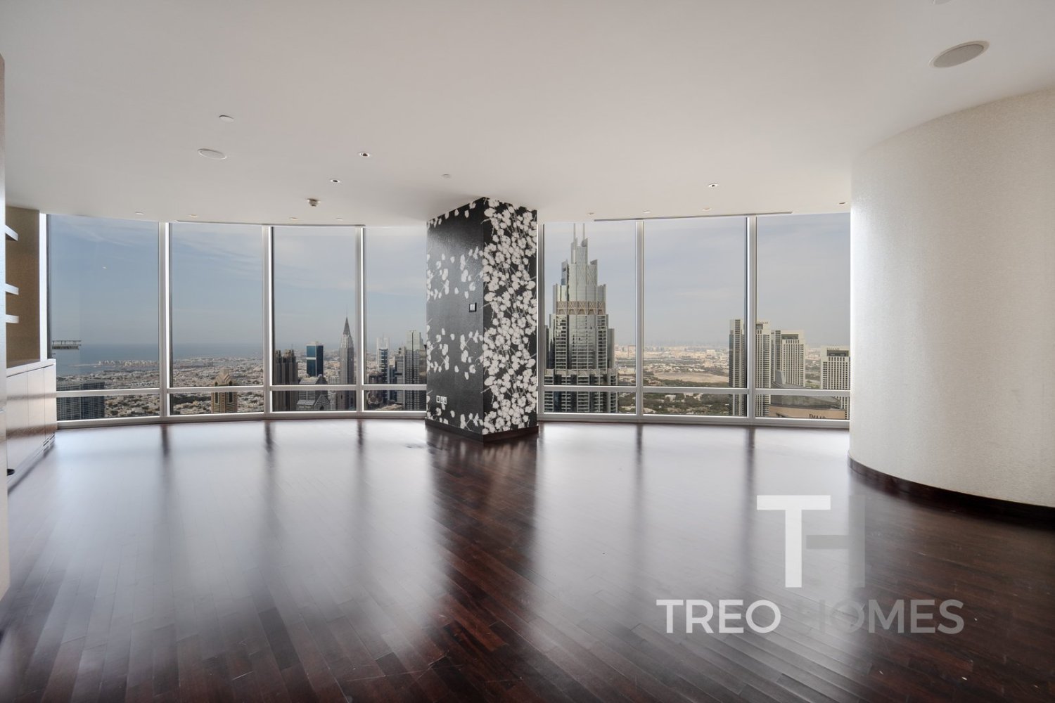 Apartamento T3 em Burj Khalifa, UAE N.º 35770