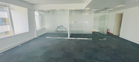 2003m² Office in Sheikh Zayed Road, UAE No. 9483 7