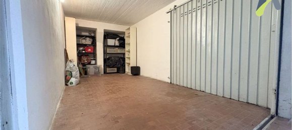 16m² Garage in Venice, Italy No. 60059 3