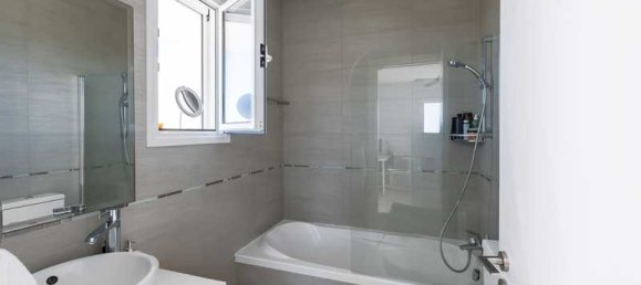 3 bedrooms Commercial property in Chloraka, Cyprus No. 20231 9