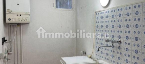 Дом с 3 спальнями в Сареццо, Италия № 303515 21