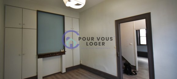 5-Zimmer Gebäude in Bethune, France, Nr. 69421 4