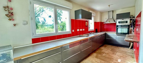 1 chambre Maison à Vézaponin, France No. 228476 2