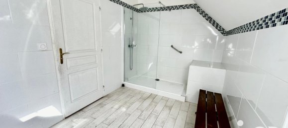 1 chambre Maison à Vézaponin, France No. 228476 6