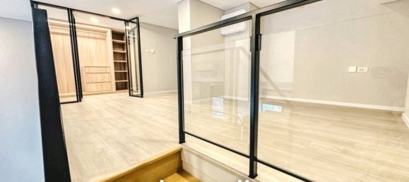 2 bedrooms Condo in Huai Khwang, Thailand No. 23478 10