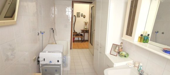 3 rooms Apartment in Cremona, Italy No. 191896 11