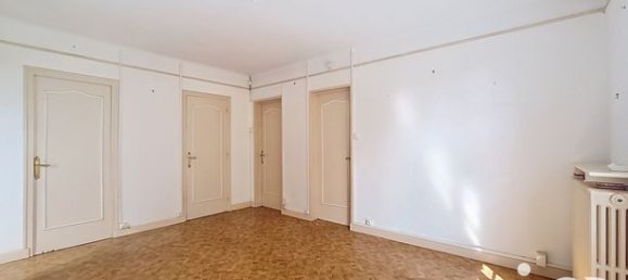 2 Schlafzimmer Haus in Migennes, France, Nr. 359740 4