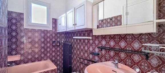 2 Schlafzimmer Haus in Migennes, France, Nr. 359740 8