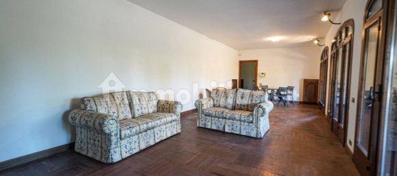 Villa T4 em Calusco d'Adda, Italy N.º 6352 8
