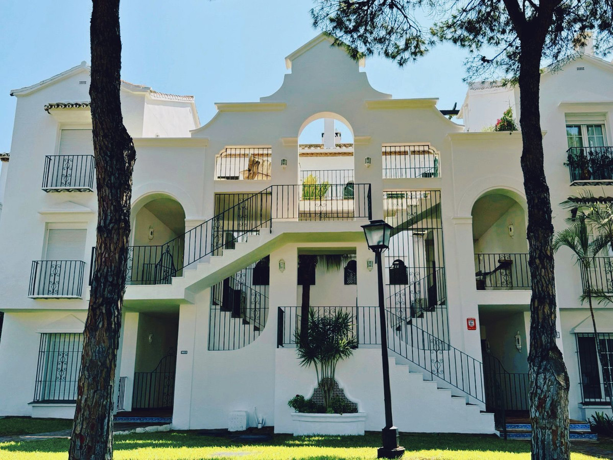 2 Schlafzimmer Penthouse in Estepona, Spain, Nr. 123570