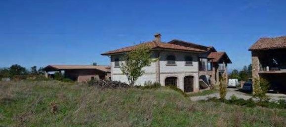 4 rooms House in Bettola, Italy No. 226487 11