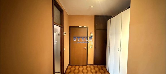 6 rooms Apartment in Dolo, Italy No. 60758 3