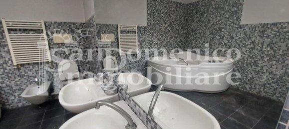 8-salle Appartement à Vecchiano, Italy No. 141901 7