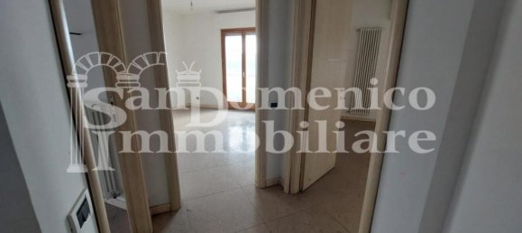 8-salle Appartement à Vecchiano, Italy No. 141901 2