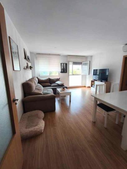 3 bedrooms Apartment in Badajoz, Spain No. 229595