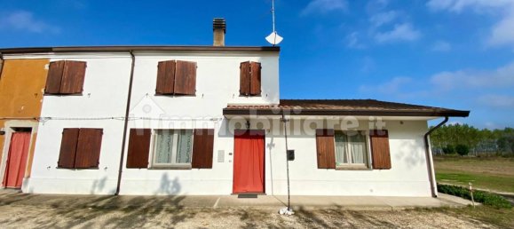 3 bedrooms Villa in Comacchio, Italy No. 178970 14