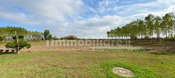 3 bedrooms Villa in Comacchio, Italy No. 178970 9