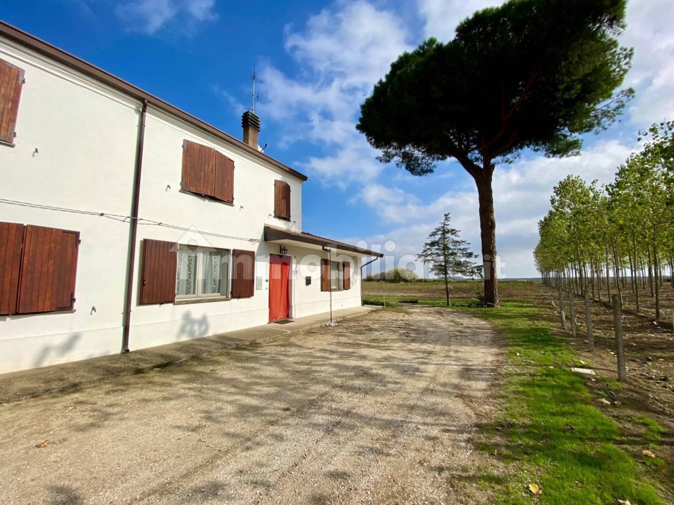 3 bedrooms Villa in Comacchio, Italy No. 178970