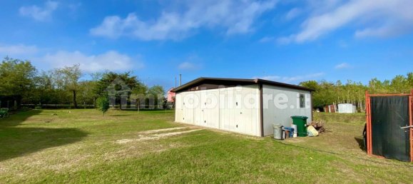 3 bedrooms Villa in Comacchio, Italy No. 178970 7