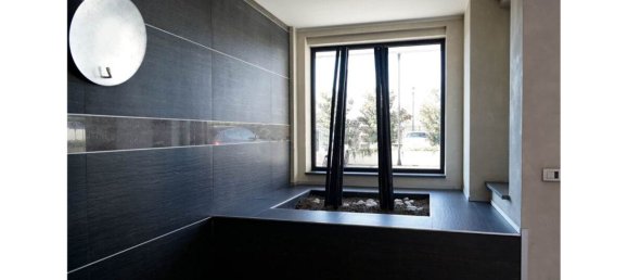 2 bedrooms Penthouse in Sesto San Giovanni, Italy No. 56294 5