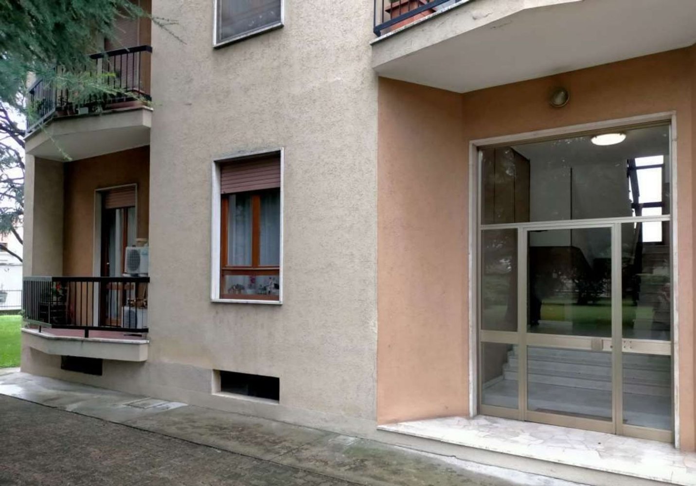 3غرفة شقة في Vigevano, Italy رقم 186032