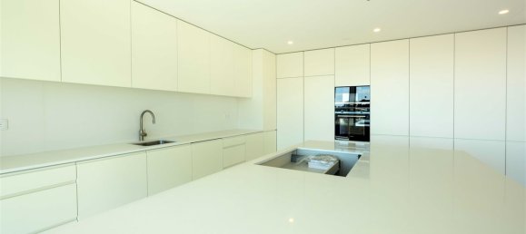 3 bedrooms Apartment in Porto, Portugal No. 107989 23