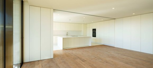 3 bedrooms Apartment in Porto, Portugal No. 107989 16