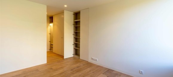 3 bedrooms Apartment in Porto, Portugal No. 107989 34