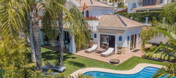 7 bedrooms Villa in Marbella, Spain No. 111398 2