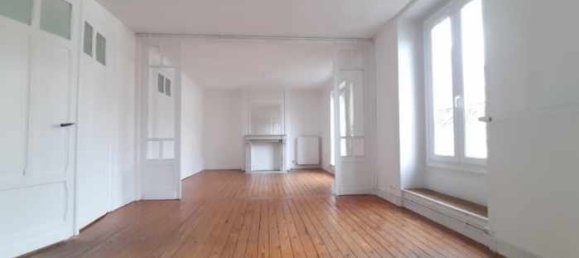 Квартира с 2 спальнями в Ла Мадлен, Франция № 83068 2