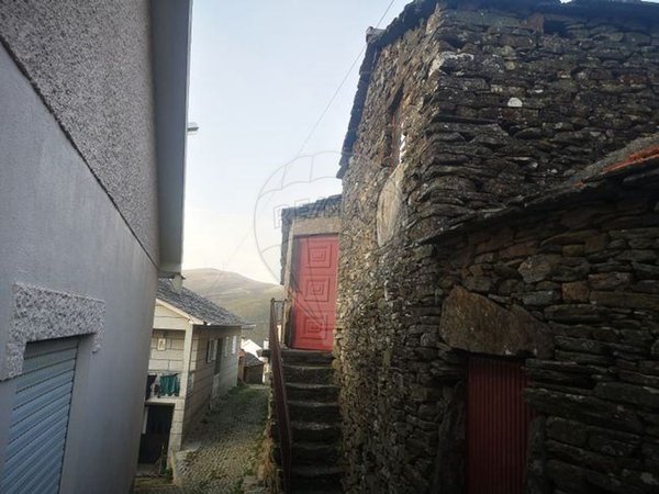 1 chambre Maison à Castro Daire, Portugal No. 189038