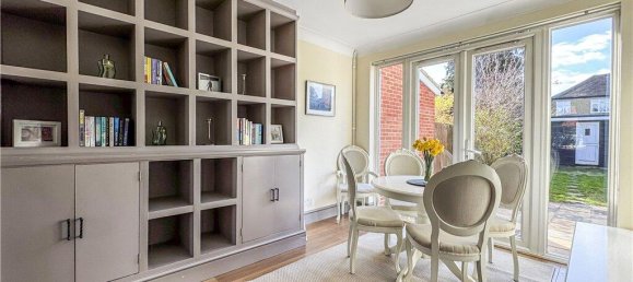 3 bedrooms House in Twickenham, United Kingdom No. 8478 3