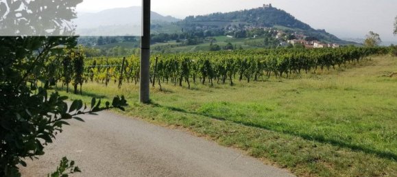 4 bedrooms Villa in Montalto Pavese, Italy No. 357269 8