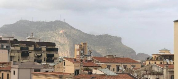 5 rooms Apartment in Palermo, Italy No. 42606 4