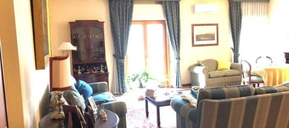 5 rooms Apartment in Palermo, Italy No. 42606 11