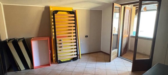 2 rooms Apartment in Villa d'Ogna, Italy No. 309970 9