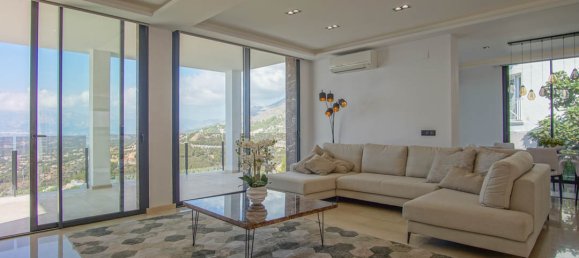 4 bedrooms Villa in Altea, Spain No. 9776 17