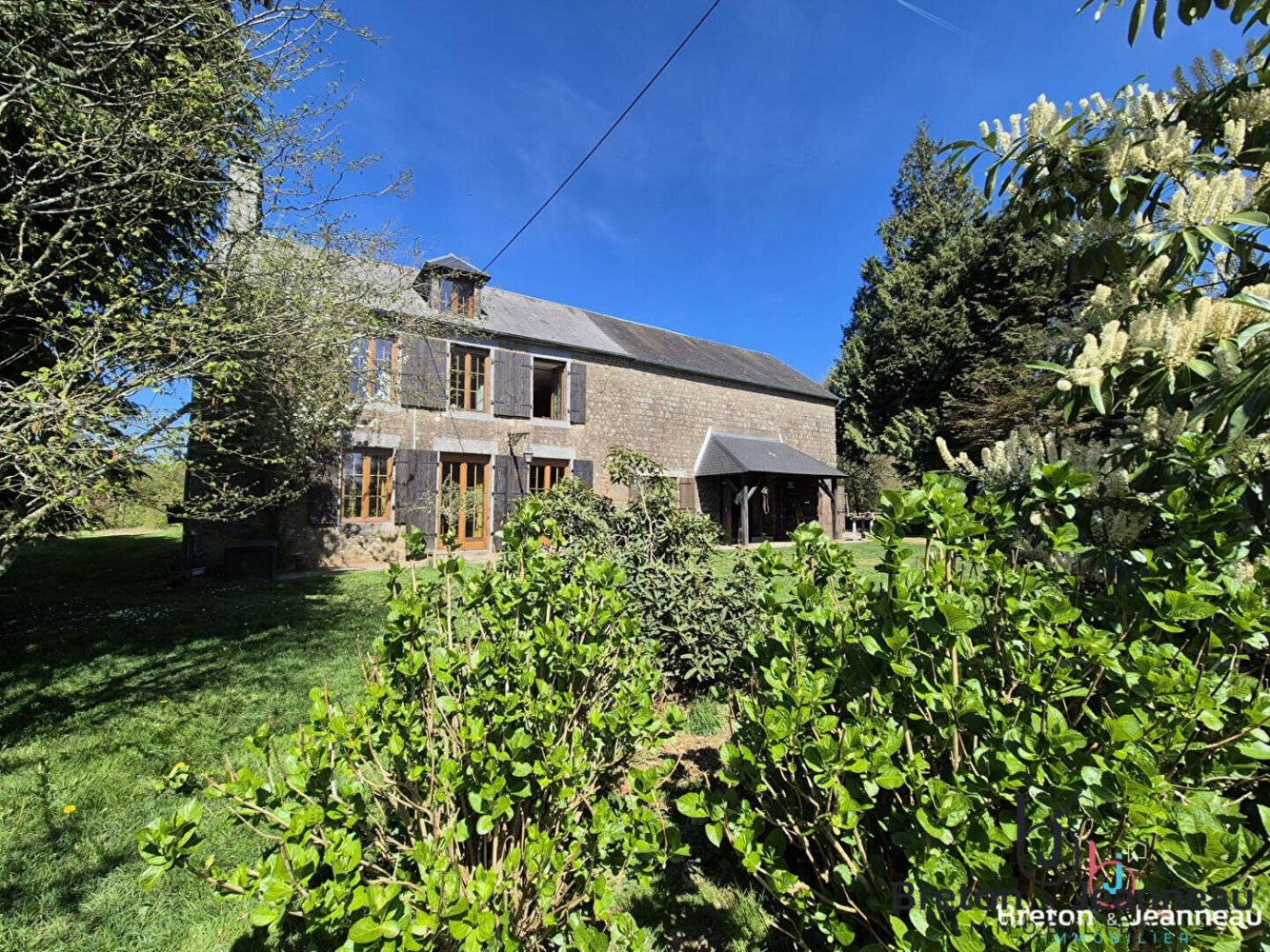 Casa de 5 dormitorios en Orne, France No. 361463