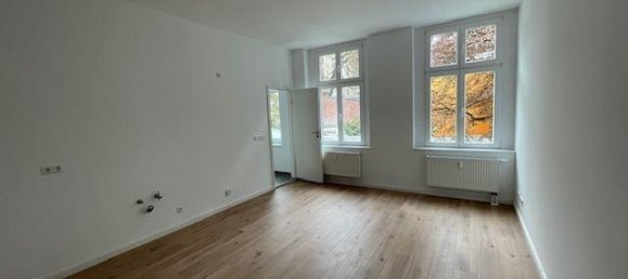 10 rooms House in Oberschoneweide, Germany No. 31633 7