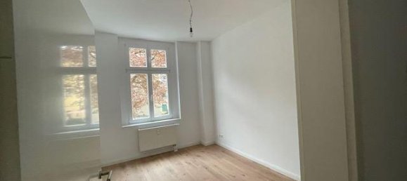 10 rooms House in Oberschoneweide, Germany No. 31633 6