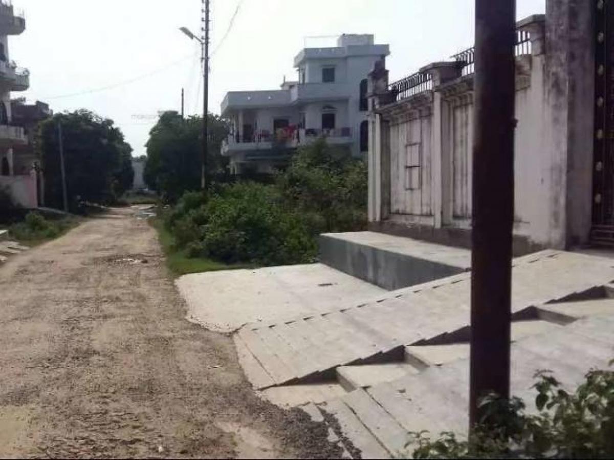 4 bedrooms House in Varanasi, India No. 28877