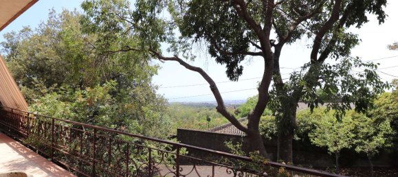 6-salle Villa à Zafferana Etnea, Italy No. 123318 2