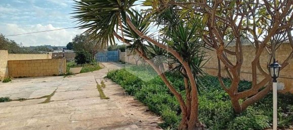 2 rooms House in Marsala, Italy No. 34904 2