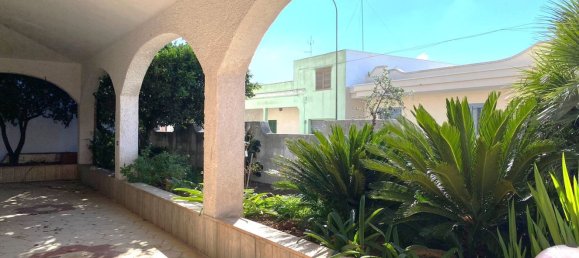 4 rooms House in Salve, Italy No. 82895 27