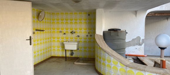 4 rooms House in Salve, Italy No. 82895 45