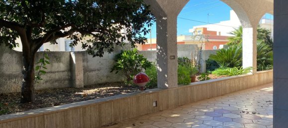 4 rooms House in Salve, Italy No. 82895 28